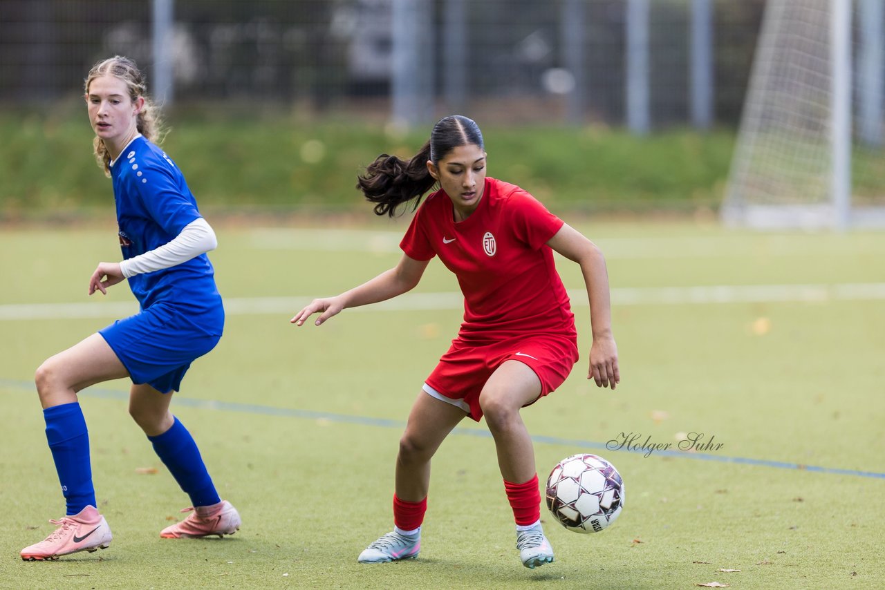 Bild 129 - wCJ Eimsbuettler TV - FC Rosengarten : Ergebnis: 2:0